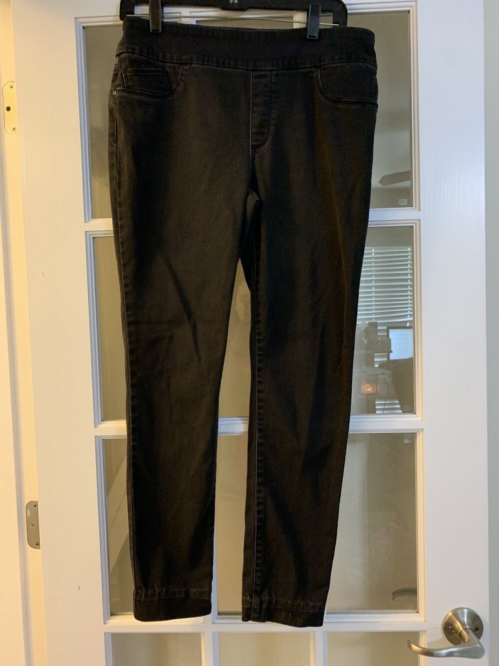 Chico’s black so slimming jegging classy pants cotton blend chicos size 0.5